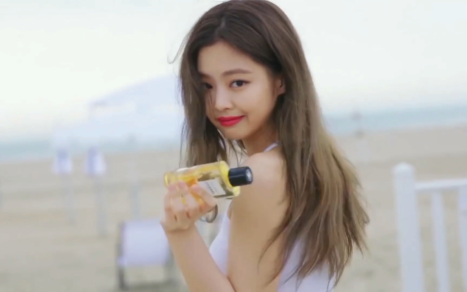 BlackPink广告第七弹! jennie仙女下凡了!